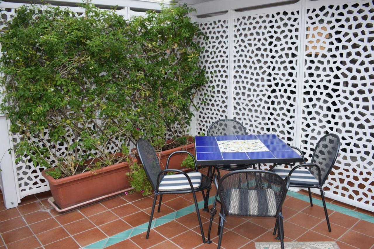 Apartment Paradiso *